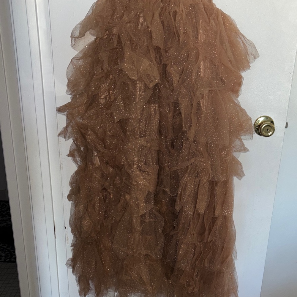 Chic Brown Ruffled Dress - Picture 3 of 7